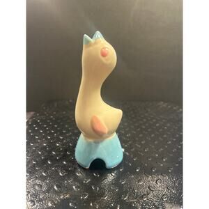 Shawnee Pottery Pie Bird
